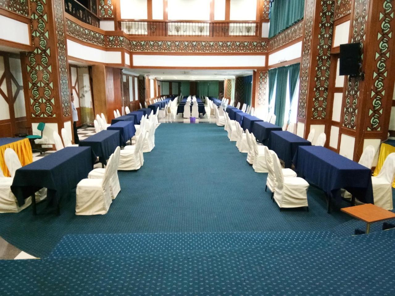 Purnama Hotel Limbang Exterior foto